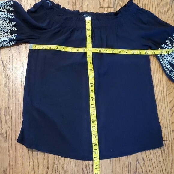 INC EMBROIDERED OFF SHOULDER TOP SIZE SMALL BLACK GOLD - Picture 7 of 7